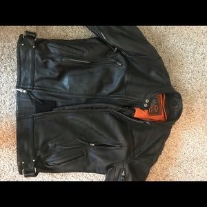 Men’s or woman’s leather jacket (motorcycle)